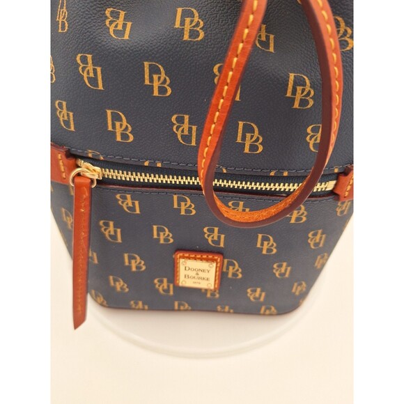 Dooney‎ Bourke Gretta SMALL Drawstring Logo Bucket  NAVY NWT - Picture 11 of 16